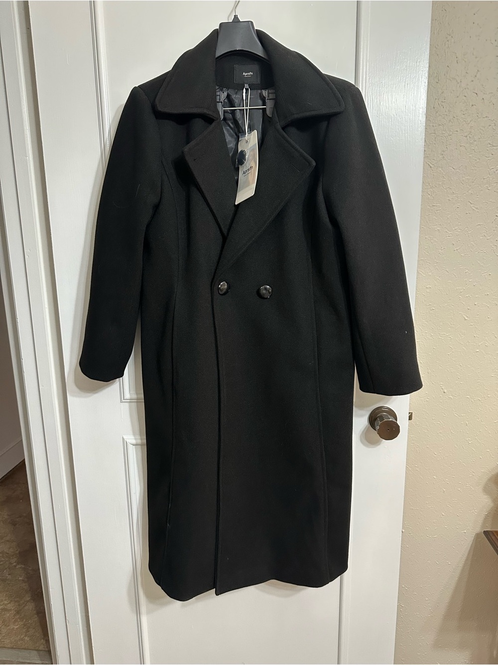 Women’s Black Long Double-Breasted Coat - Filly Lined. size XL NWT
